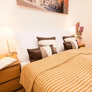 Wenceslas Square Lofts Apartamento