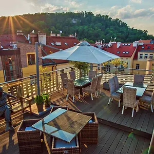 Hotel Julian, Prague